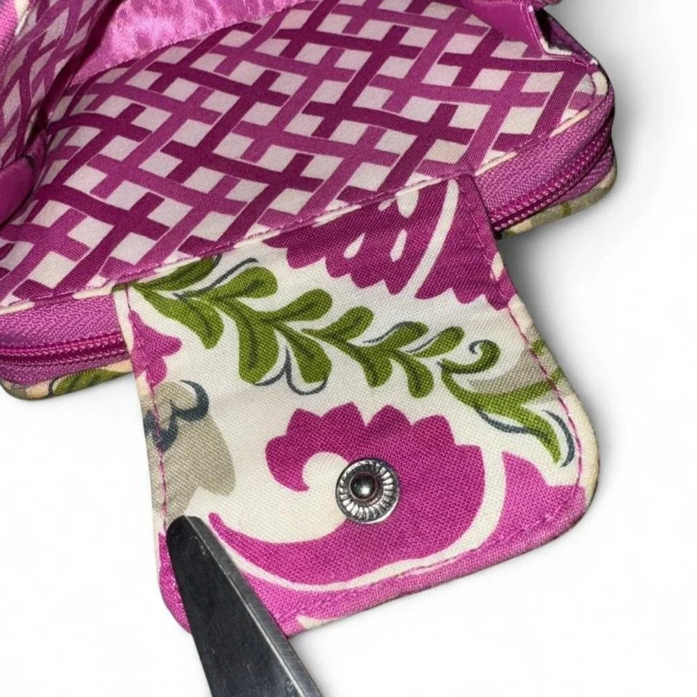Vera Bradley Pink Green Julep Tulip Wristlet Wallet - Picture 7 of 7